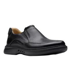 Clarks Men's Un Briley Step Leather Wide Black