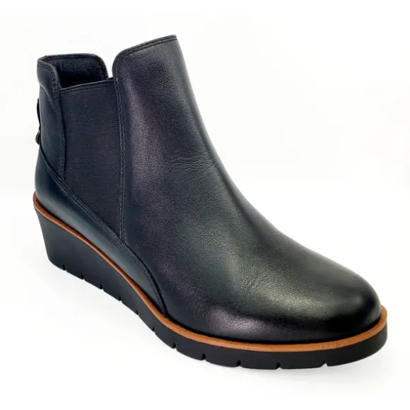 Reverse Women's Galway Wedge Bootie Wide Black