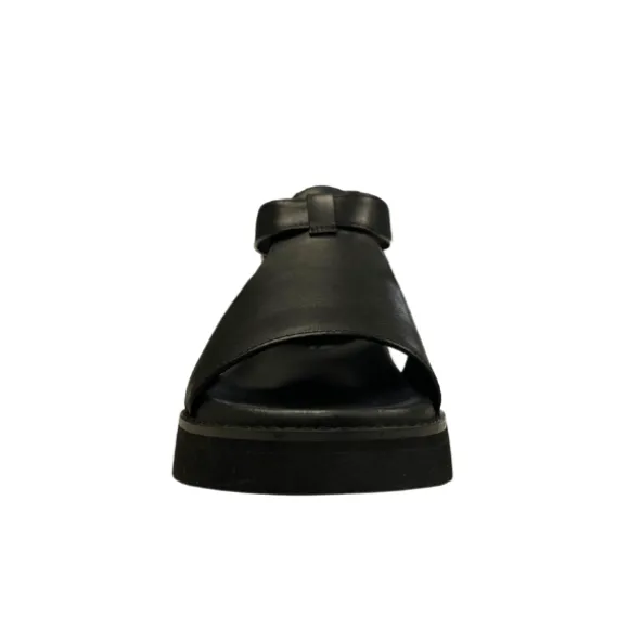 Sovella Women's Jeskie Black